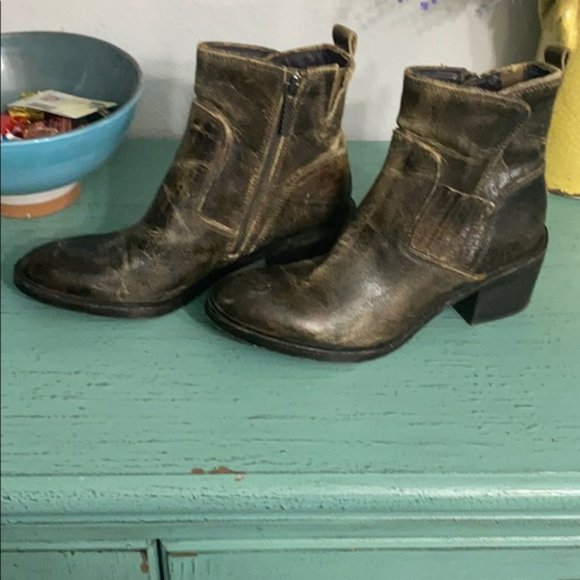 Leather Ankle boots - Picture 2 of 5